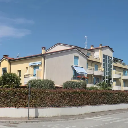 Elisa Piano Terra Con Giardino E Posto Auto 아파트 *