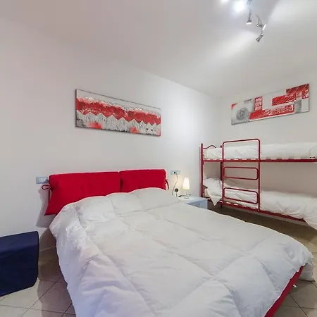 Elisa Piano Terra Con Giardino E Posto Auto *