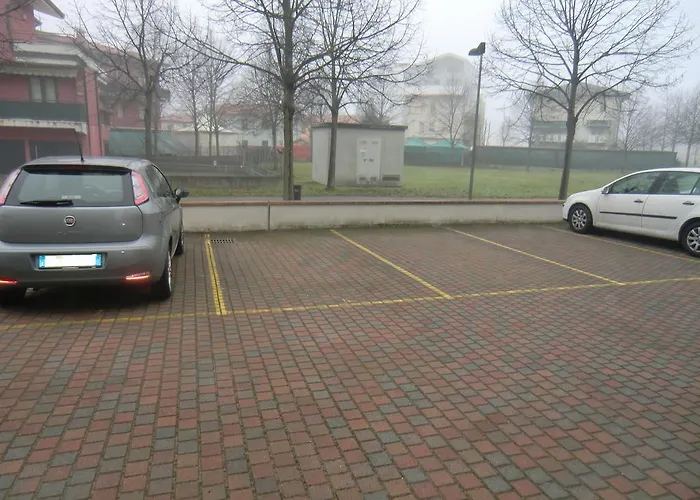 Elisa Piano Terra Con Giardino E Posto Auto *