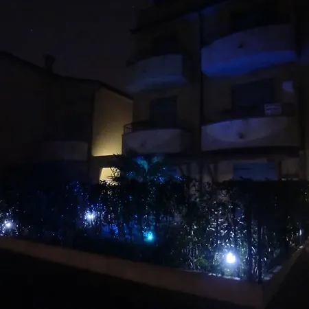 Elisa Piano Terra Con Giardino E Posto Incluso Appartamento *