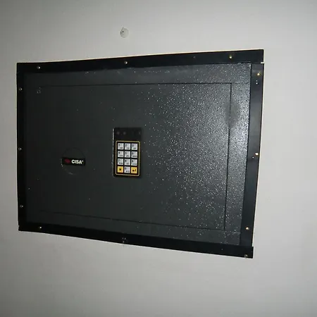 Elisa Piano Terra Con Giardino E Posto Auto Caorle