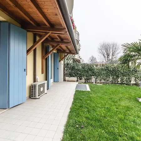 Elisa Piano Terra Con Giardino E Posto Auto Apartment Caorle