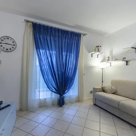 아파트 Elisa Piano Terra Con Giardino E Posto Auto *