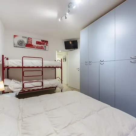 Elisa Piano Terra Con Giardino E Posto Auto 아파트