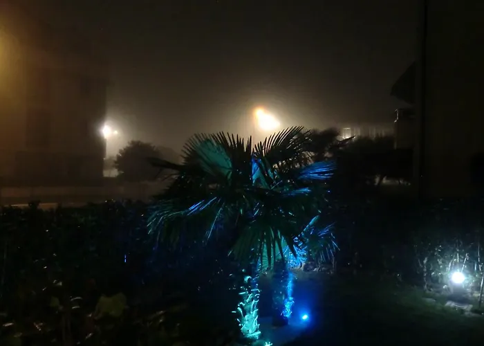 Elisa Piano Terra Con Giardino E Posto Auto